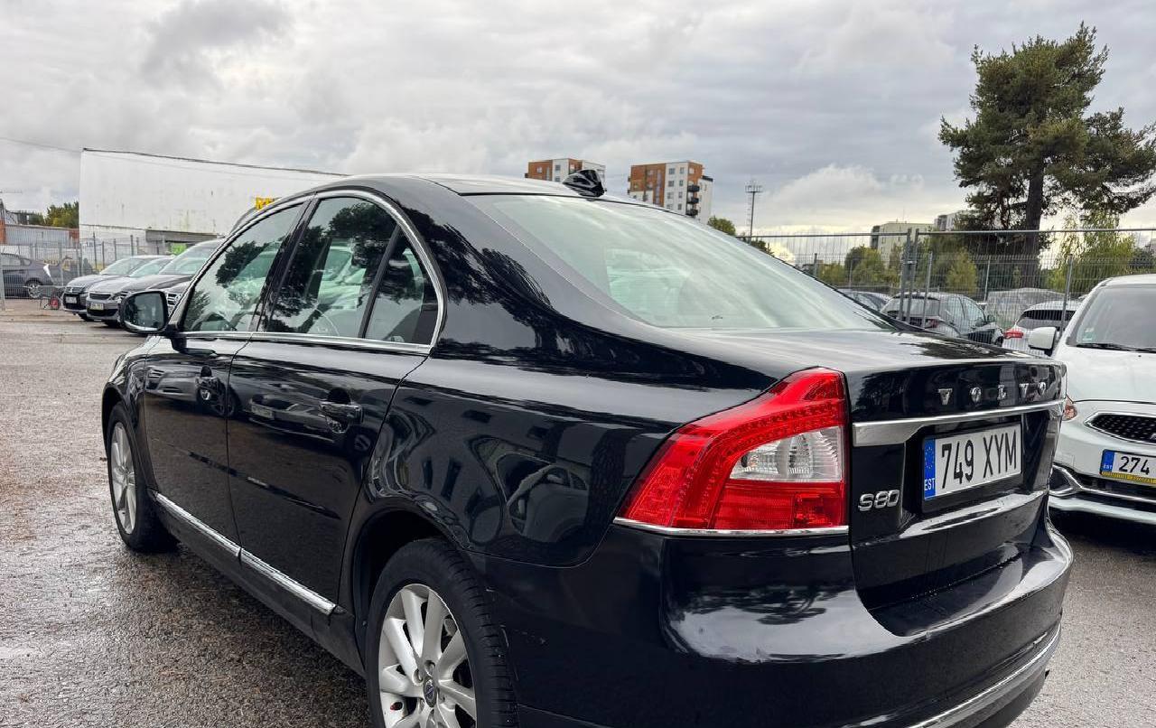 Volvo S80