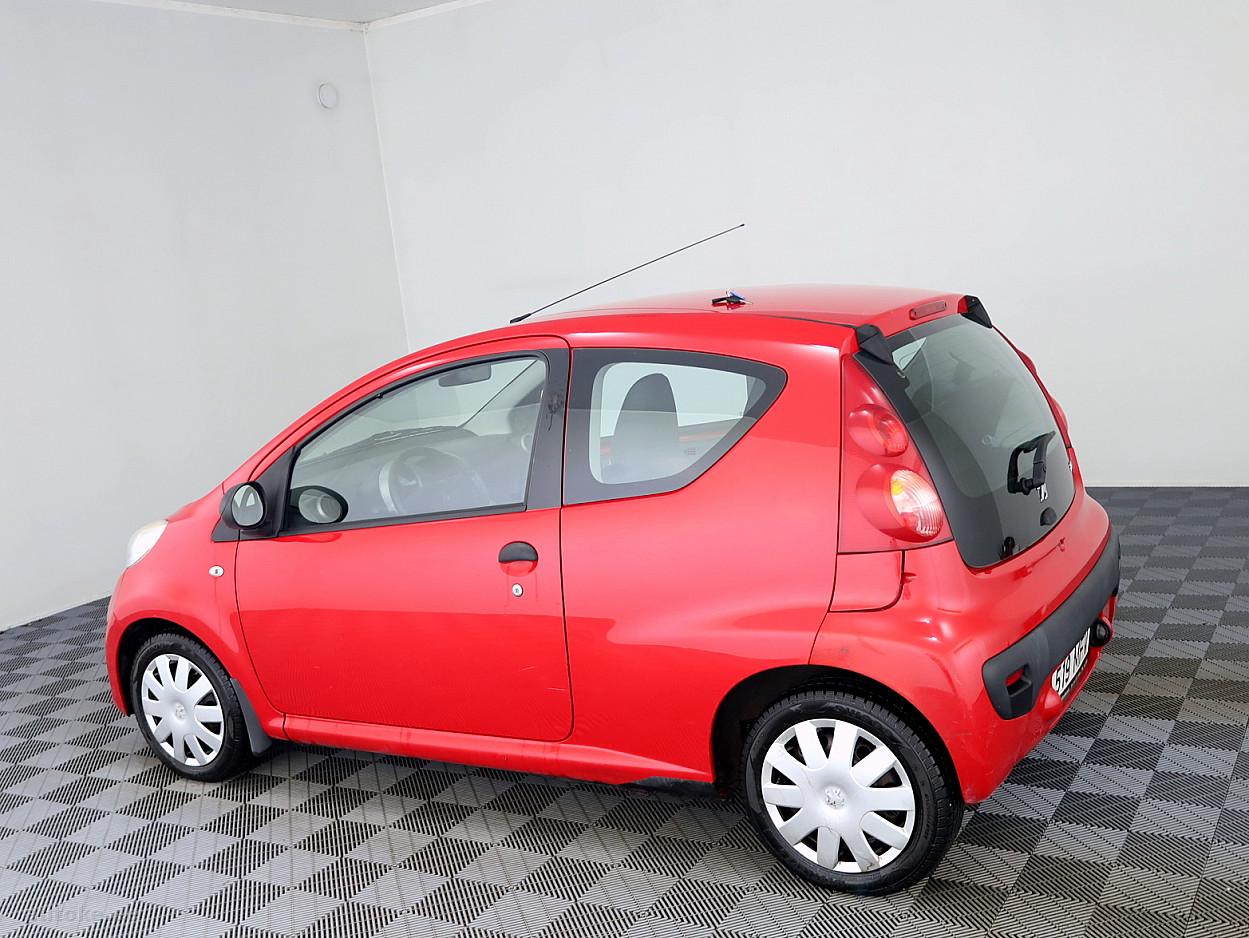 Peugeot 107 2006