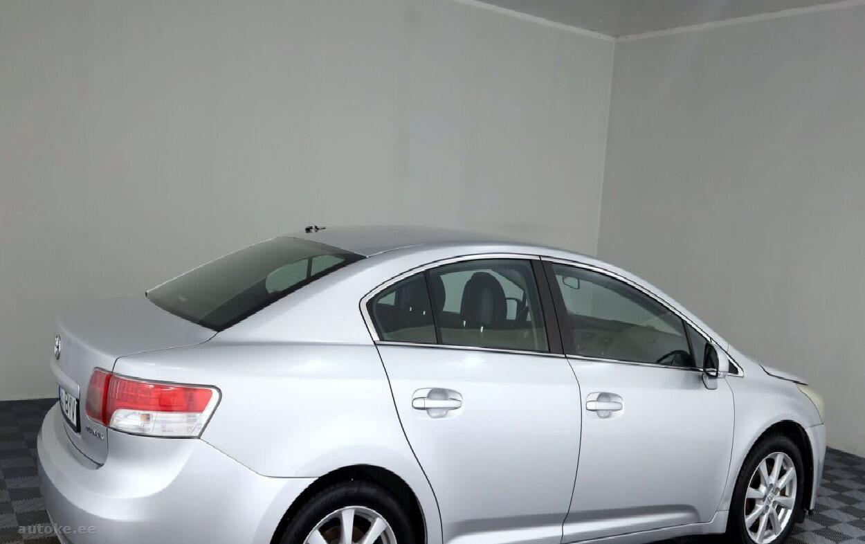 Toyota Avensis 2009