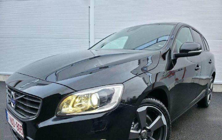 Volvo V60 Summum Black Solid