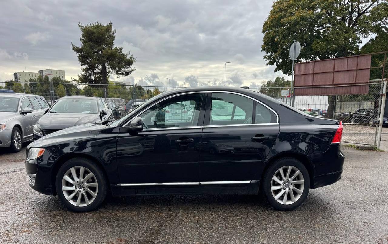 Volvo S80