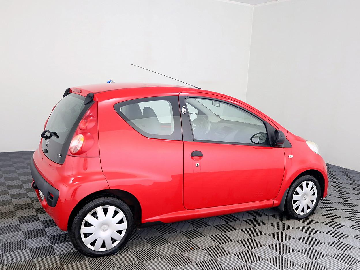 Peugeot 107 2006