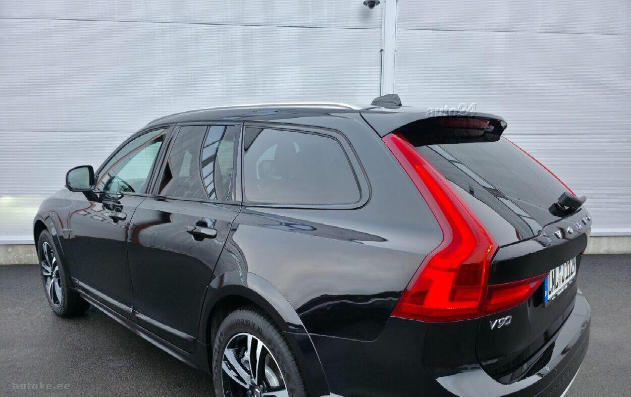 Volvo V90 Cross Country Pro D5 Awd Onyx Black 2018