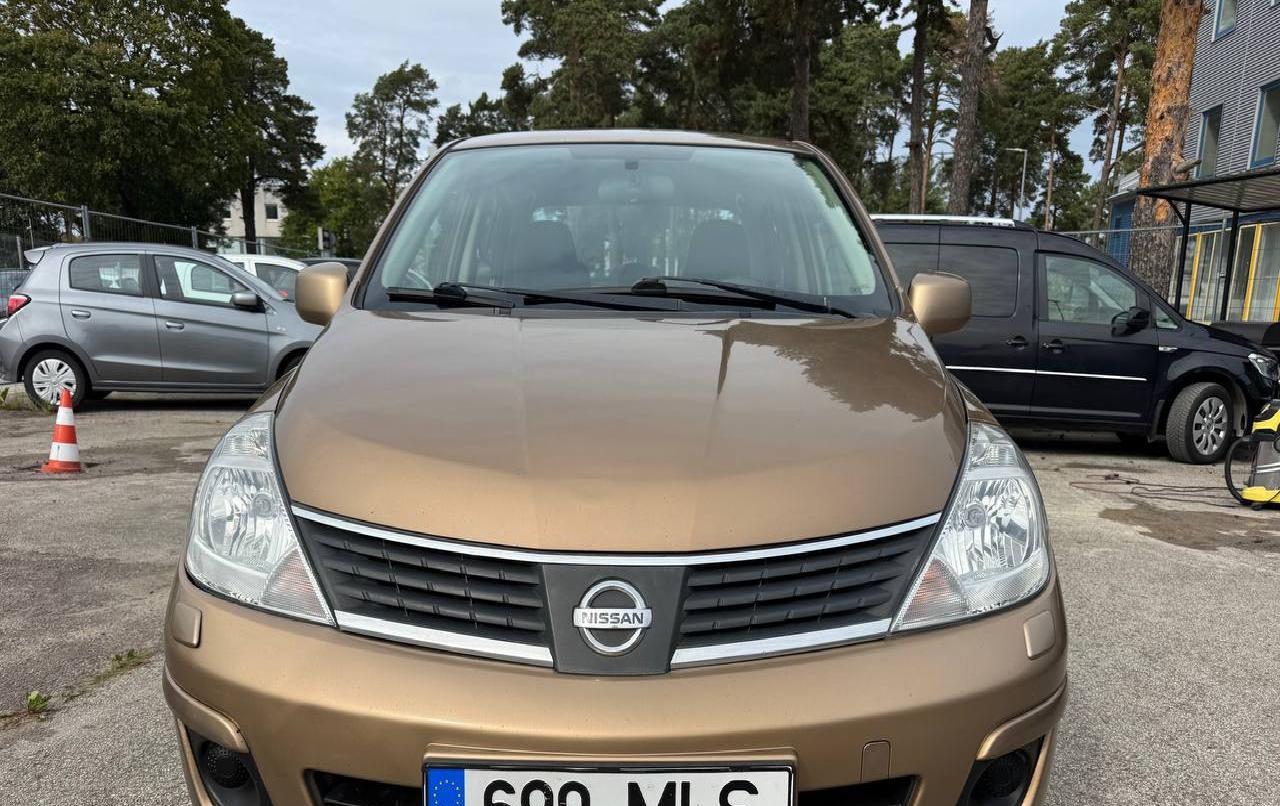 Nissan Tiida 2008