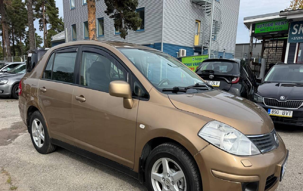 Nissan Tiida 2008