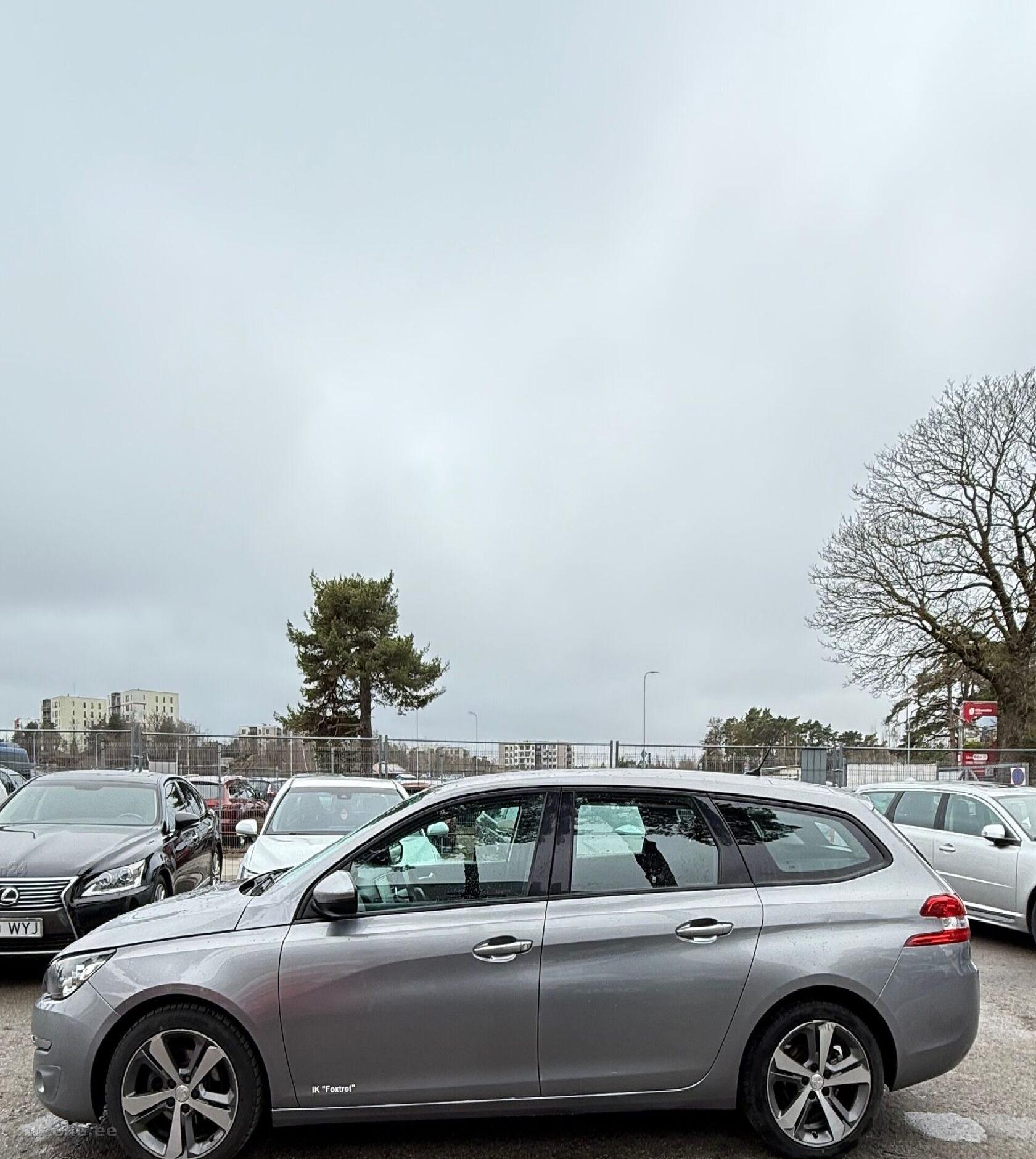 Peugeot 308 2015