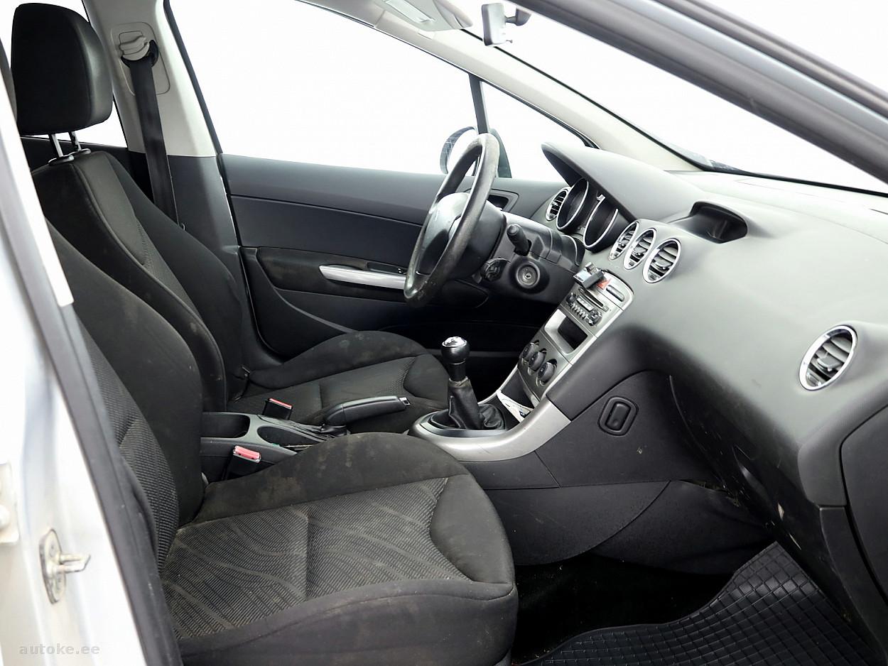 Peugeot 308 2011